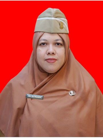 Tri Ratriasih, S.Pd